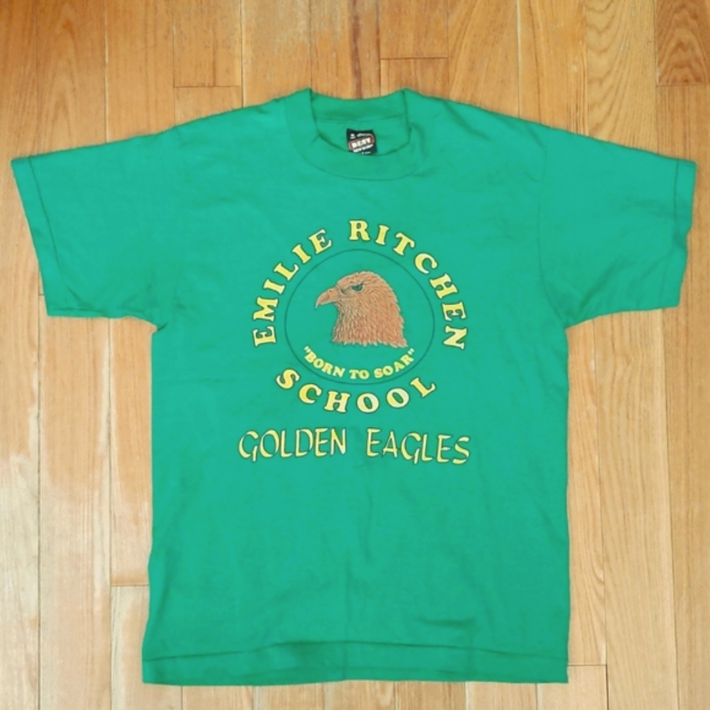 Vintage Graphic Tshirt Green Eagle Logo Size Medium 50/50